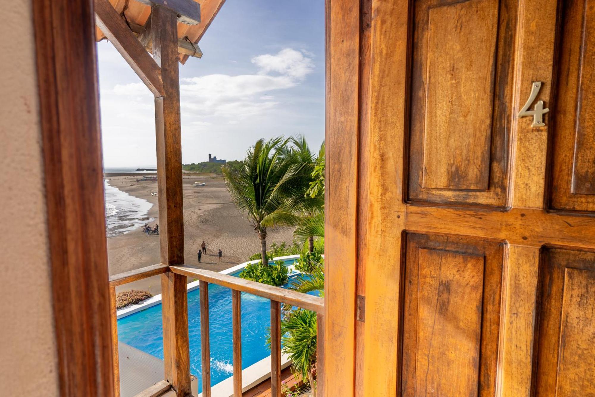 Villa Miramar Surfcamp Puerto Sandino Esterno foto